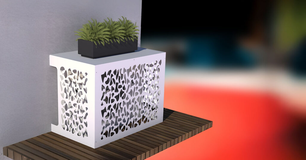 Cache-climatisation sur-mesure blanc posé sur une terrasse en bois
